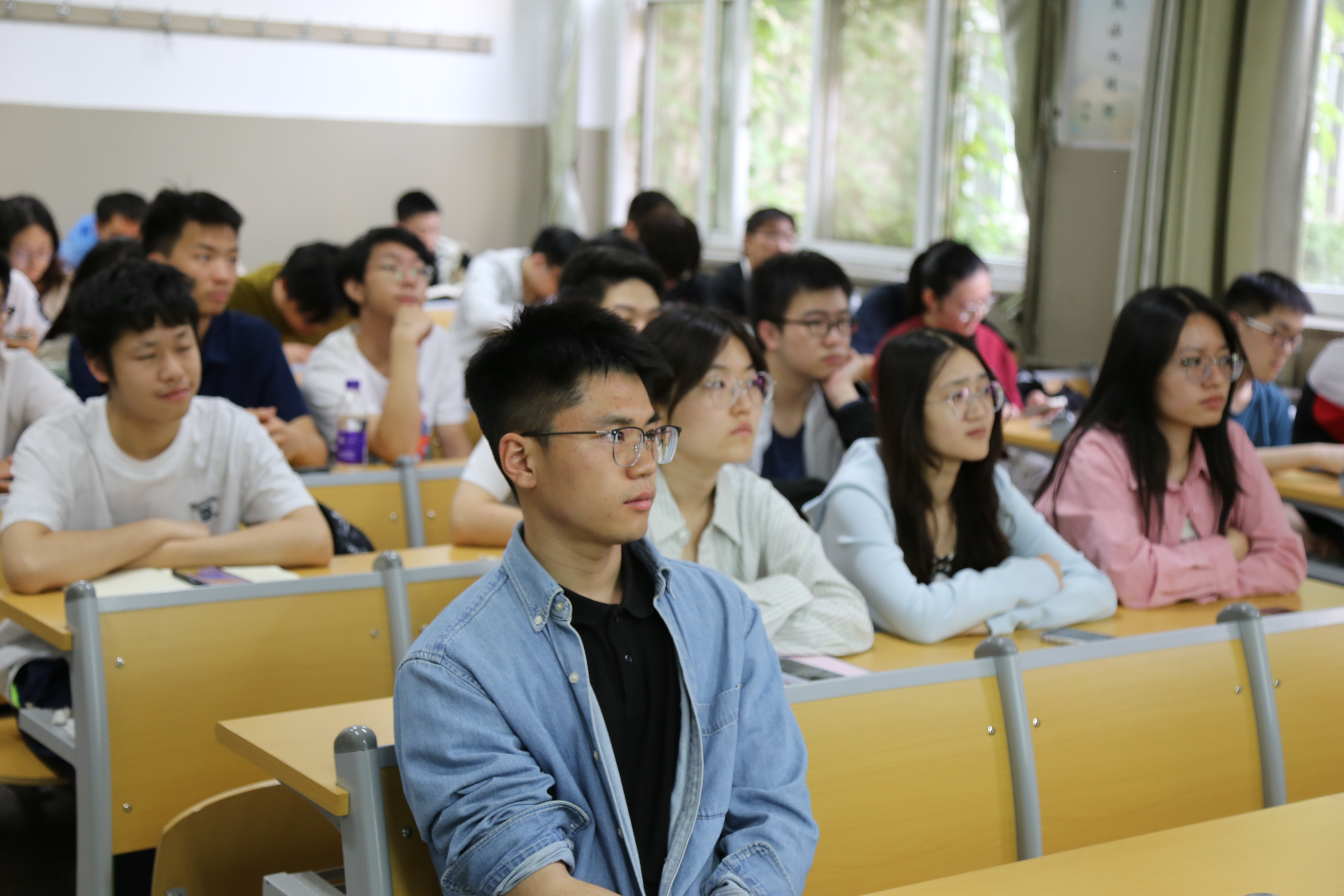 1744968024320662.jpg 1744968024320662.jpg